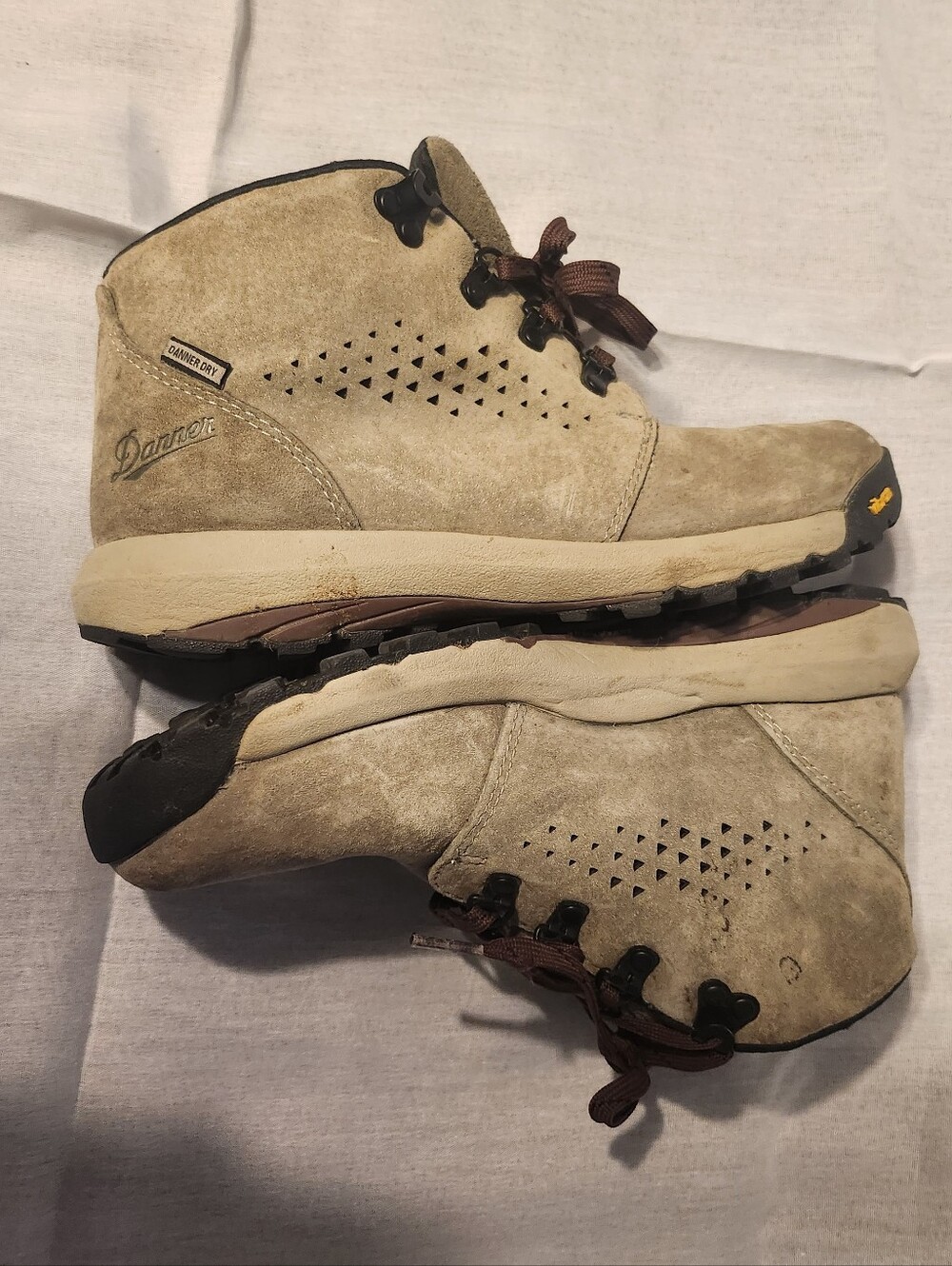 Danner Tan Suede Chukka Boots